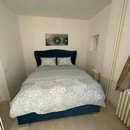 New, Modern In Appartamento