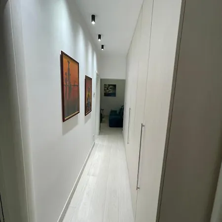 New, Modern In * 베오그라드